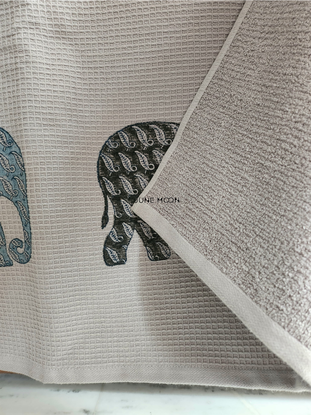 Madhur - Bath Towel