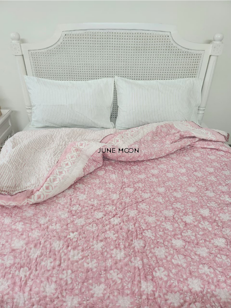 Shaam Gulaabi - Block Printed Muslin Quilt