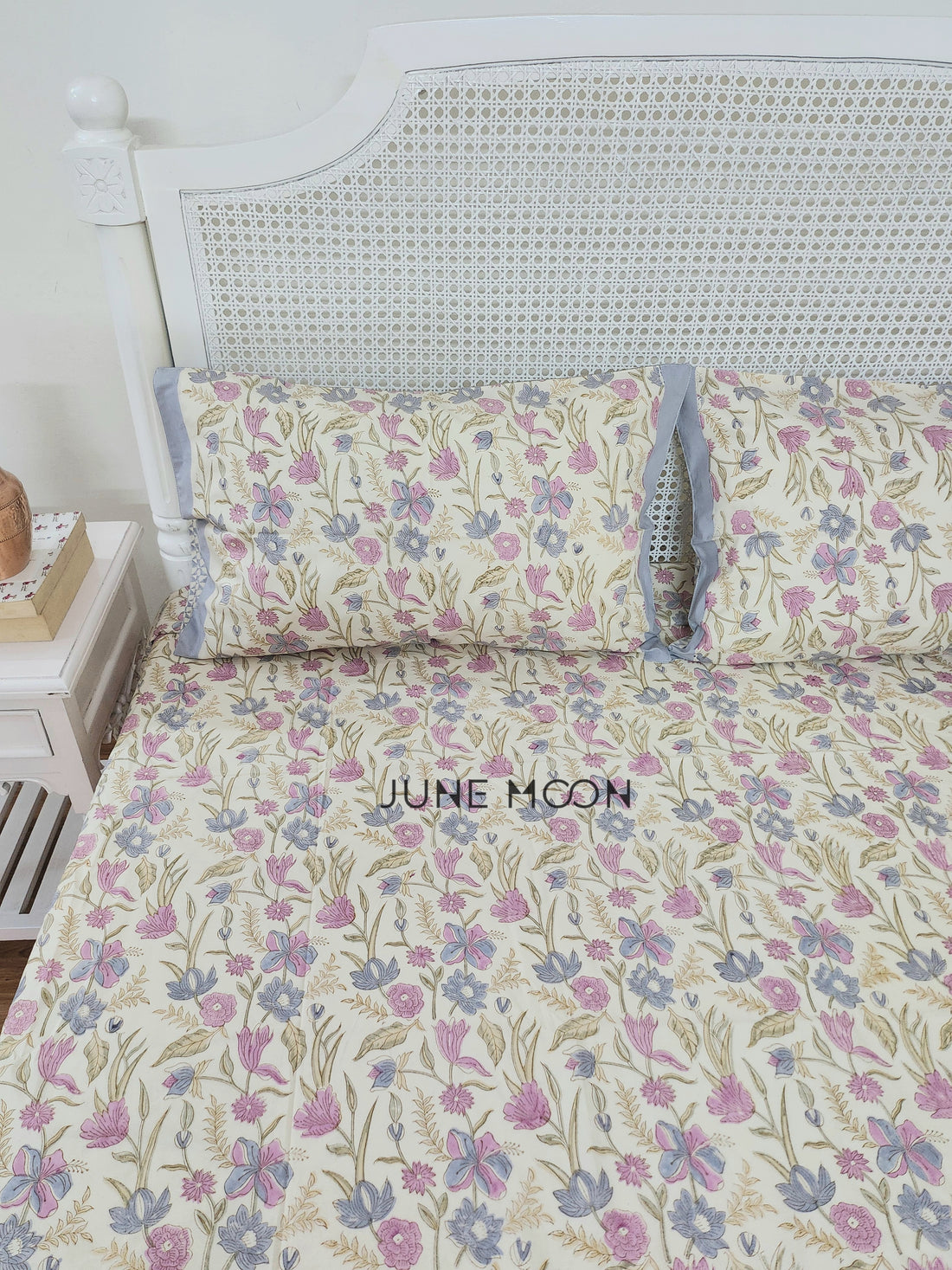 Lavendelle - Block Printed Bedsheet Set (Cream Base)