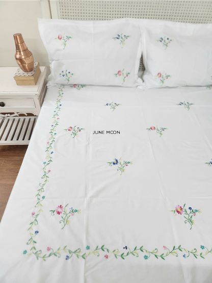Julia - Embroidered Bedsheet Set