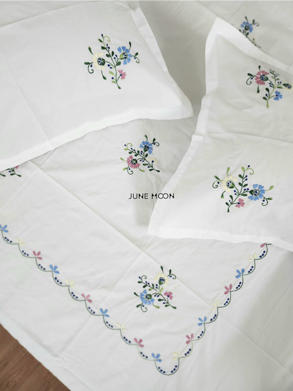 Adele - Embroidered Bedsheet Set