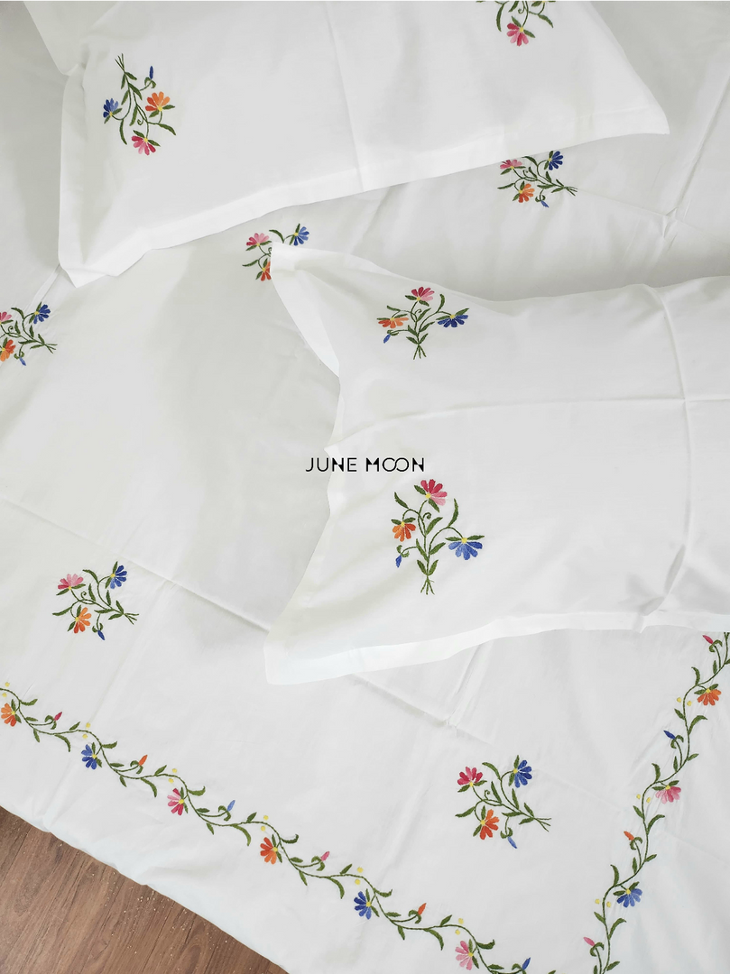 Cece - Embroidered Bedsheet Set