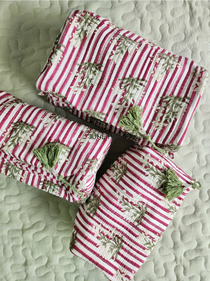 Naveli - Set of 3 Cosmetic Bags
