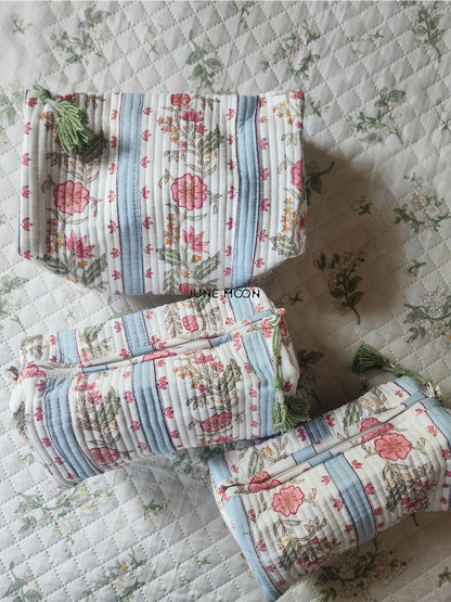 Naveli - Set of 3 Cosmetic Bags