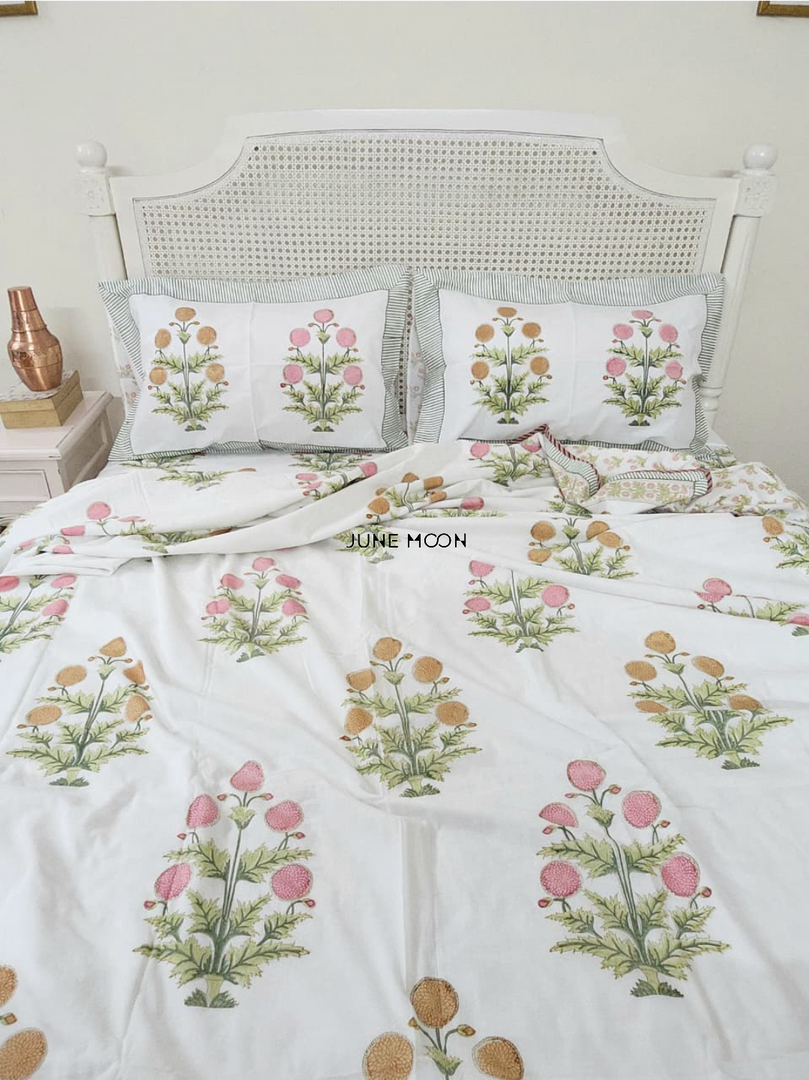 Evening In Rome - Set of Dohar & Bedsheet