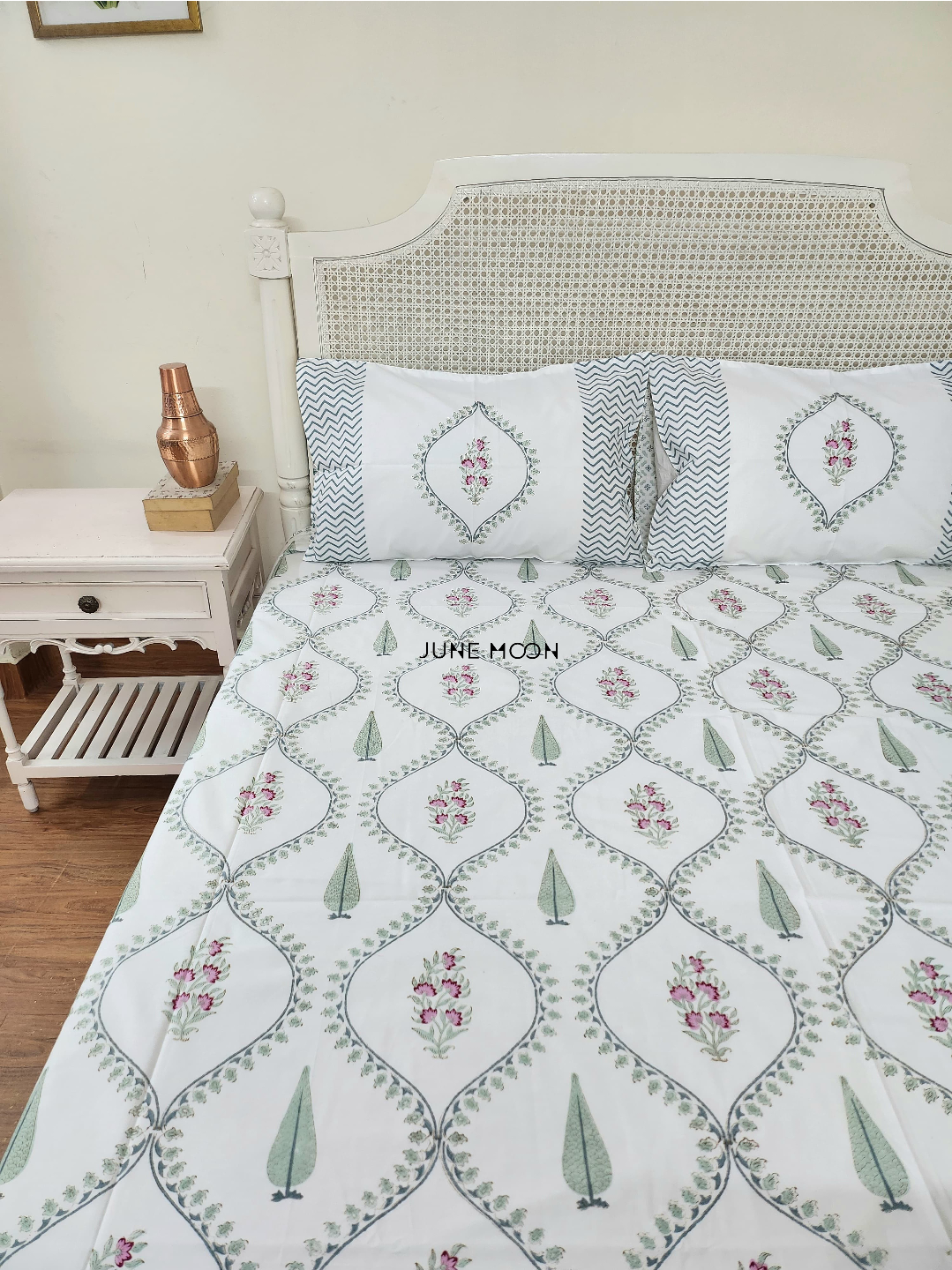Pearl Poetry - Block Printed Bedsheet Set