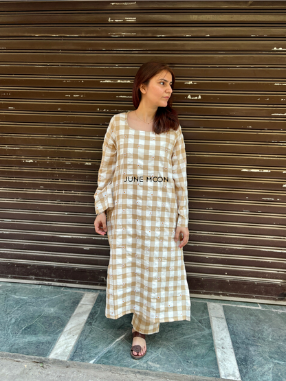 Suhaani - Embroidered Set Of Kurta &amp; Pants