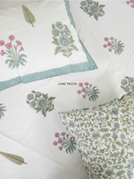 Load image into Gallery viewer, Pretty Woman - Block Printed Bedsheet Set
