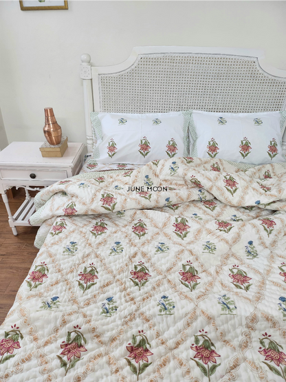 Into The Woods - Set of Quilt &amp; Bedsheet