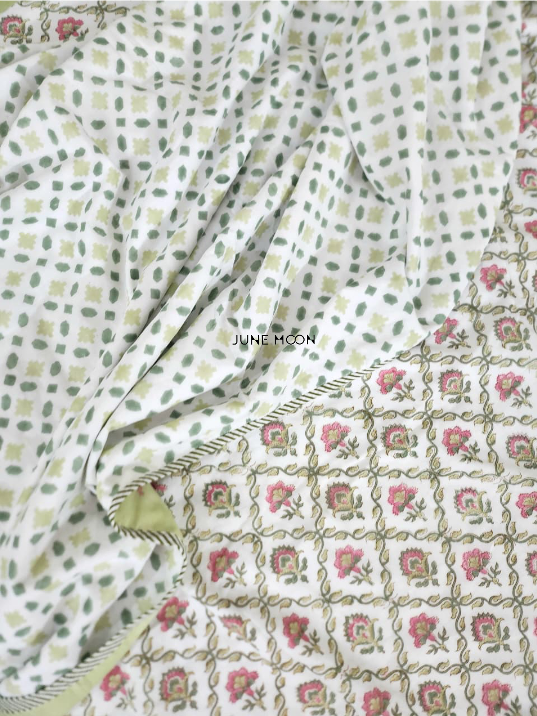 Manmohini - Set of Dohar &amp; Bedsheet