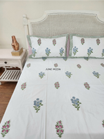 Load image into Gallery viewer, Very Merry - Block Printed Bedsheet Set