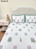 Load image into Gallery viewer, Pretty Woman - Block Printed Bedsheet Set
