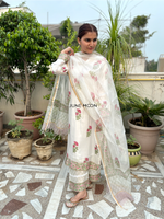 Load image into Gallery viewer, Heer - Block Printed Suit Set (Kurta, Pants &amp; Dupatta)
