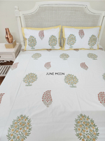 Load image into Gallery viewer, Sunny Nook - Block Printed Bedsheet Set
