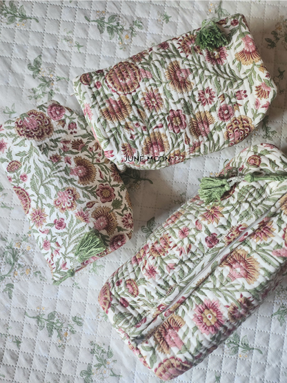 Naveli - Set of 3 Cosmetic Bags