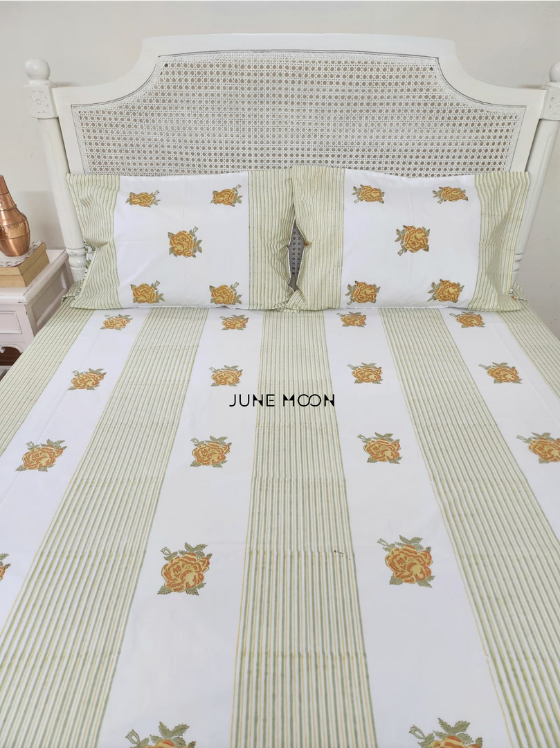 Women of Spring - Set of Quilt & Bedsheet