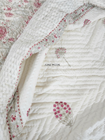 Load image into Gallery viewer, Mehreen - Block Printed Muslin Quilt