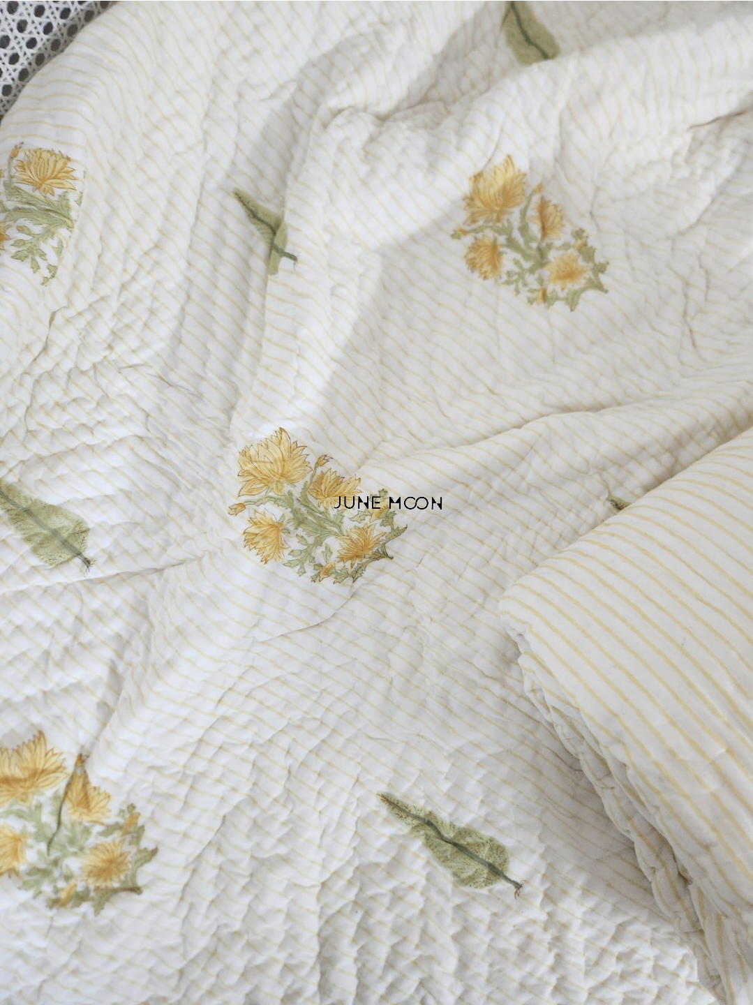 Sunny Nook - Set of 2 Single Quilts