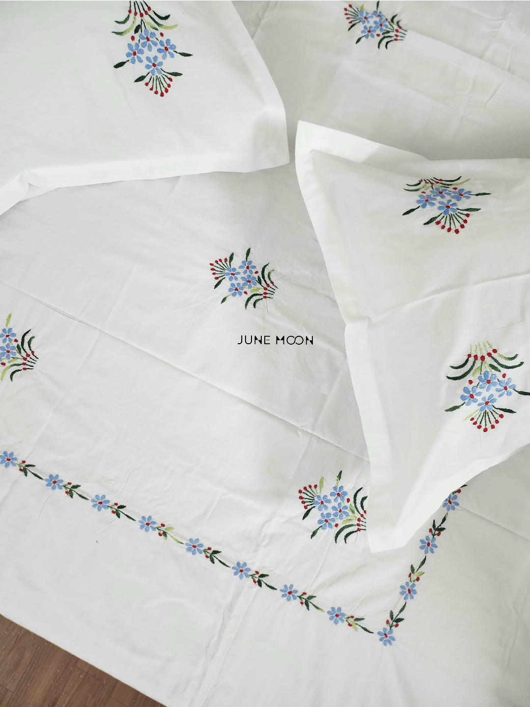 Edith - Embroidered Bedsheet Set