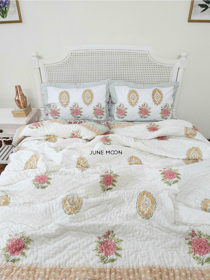 Gulab Mahal - Set of Quilt &amp; Bedsheet