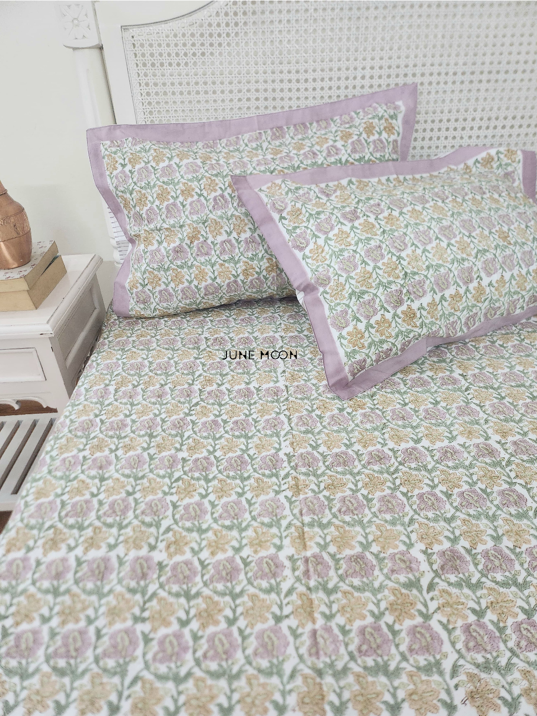Lavendelle - Block Printed Bedsheet Set