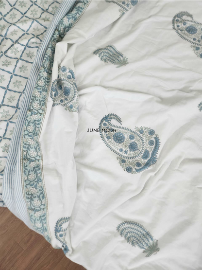 Midnight In Milan - Set of Dohar &amp; Bedsheet