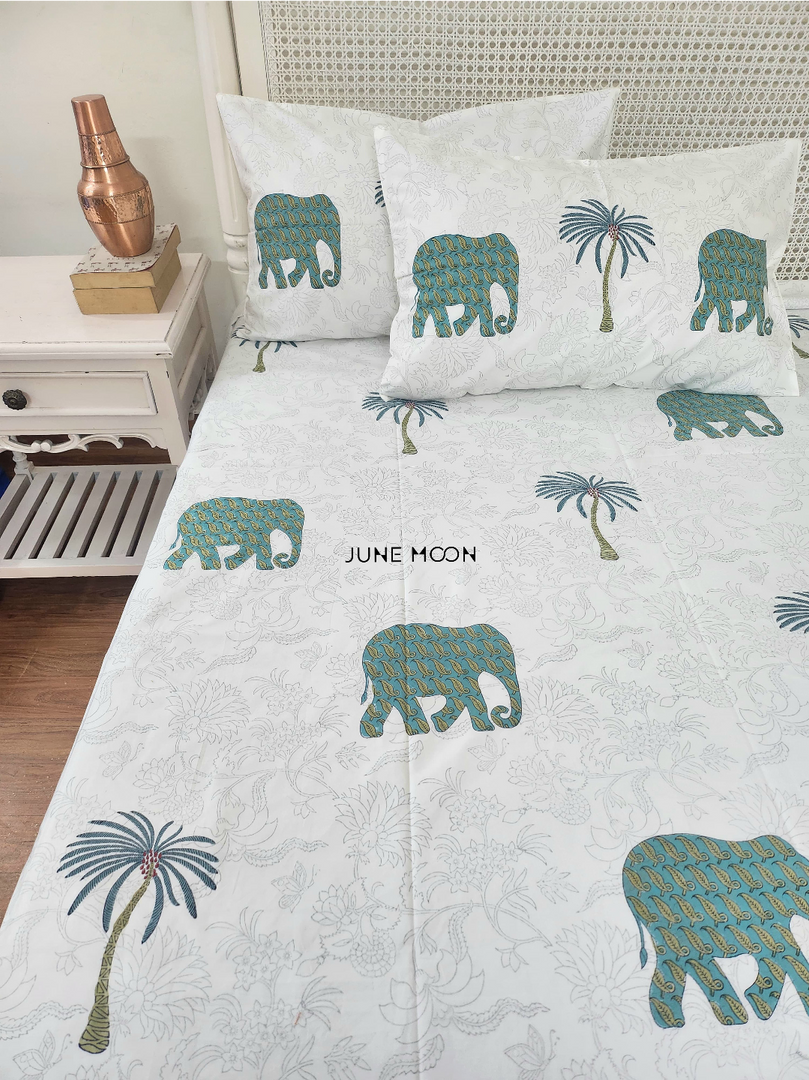 Regal Reign - Block Printed Bedsheet Set