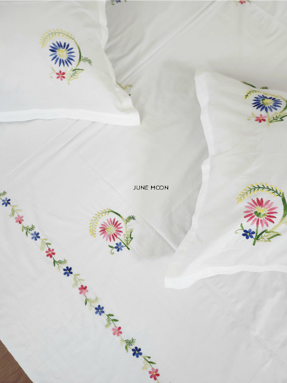 Penelope - Embroidered Bedsheet Set