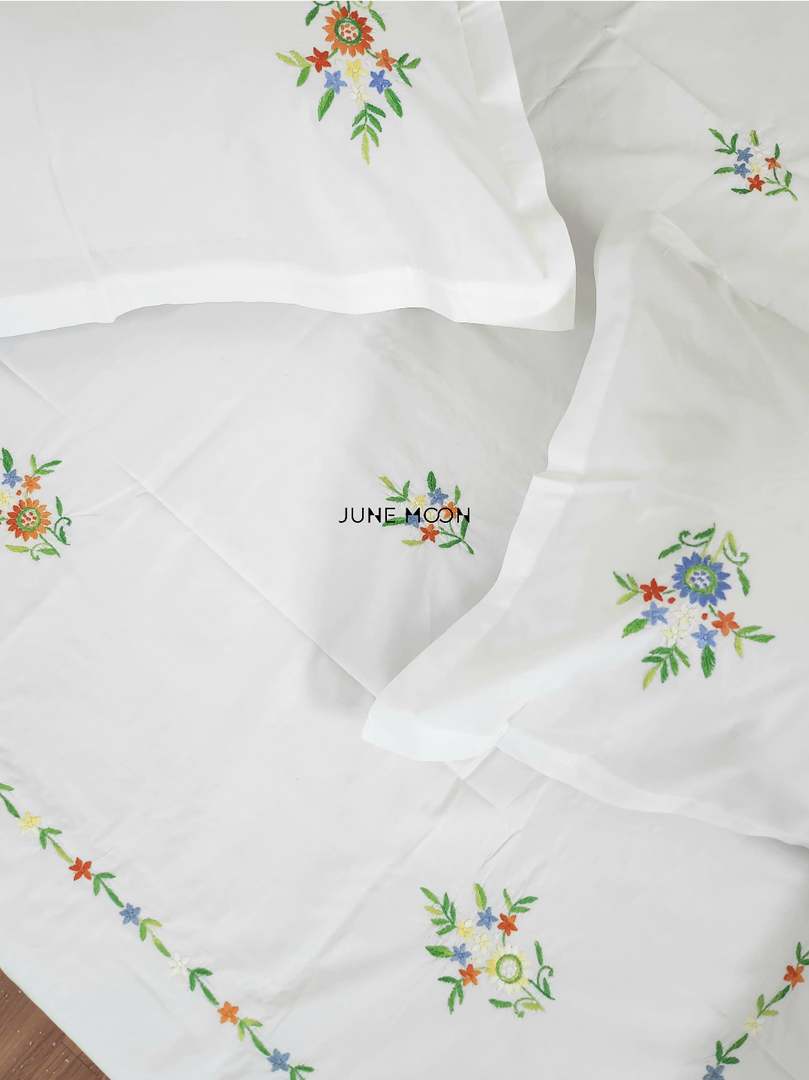 Orabella - Embroidered Bedsheet Set