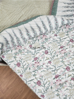 Load image into Gallery viewer, Lilac &amp; Leaves - Block Printed Muslin Quilt
