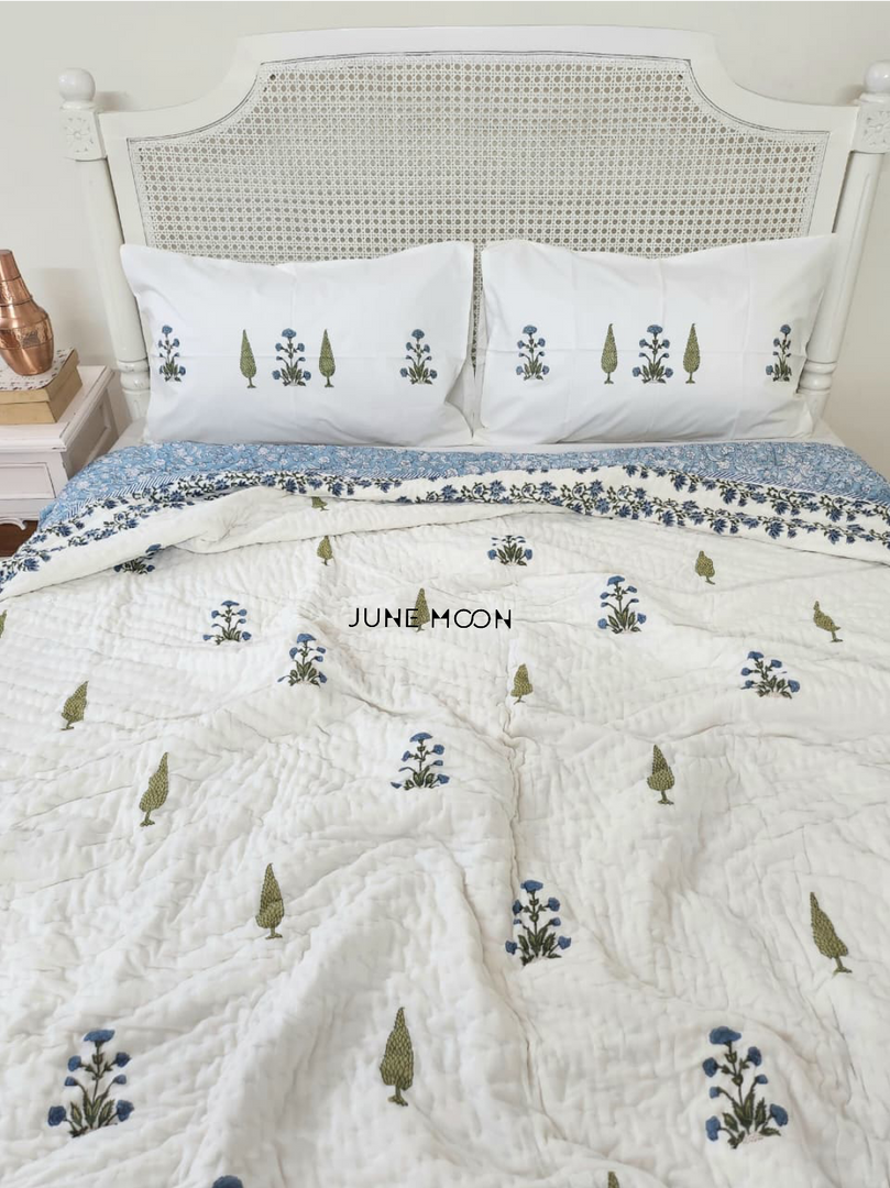 Chandni Bagh - Block Printed Muslin Quilt (108*108 Inch)