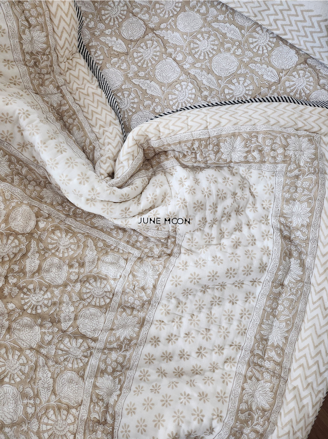 Saundh - Block Printed Muslin Quilt