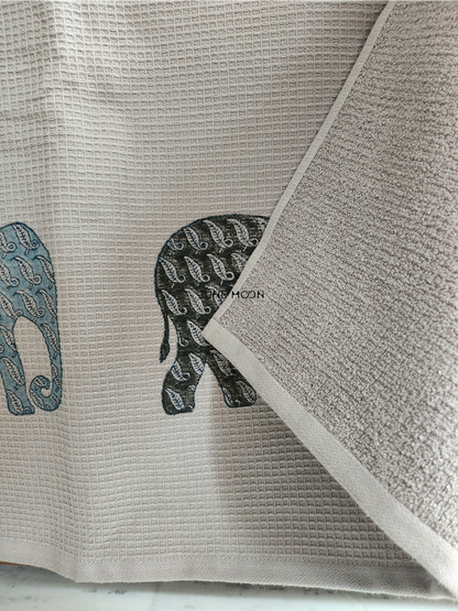 Madhur - Bath Towel