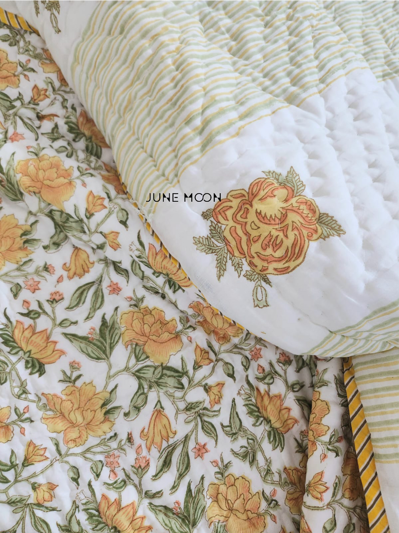 Women of Spring - Set of Quilt & Bedsheet