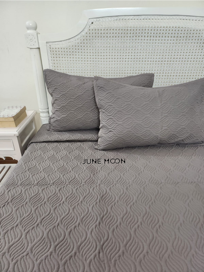 Jahaan - Quilted Bedcover Set