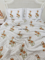 Load image into Gallery viewer, Warm Roses - Block Printed Muslin Quilt
