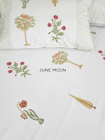 Load image into Gallery viewer, Lady Loves Beauty - Block Printed Bedsheet Set
