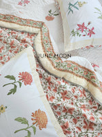 Load image into Gallery viewer, Candied Sun - Set of Quilt &amp; Bedsheet
