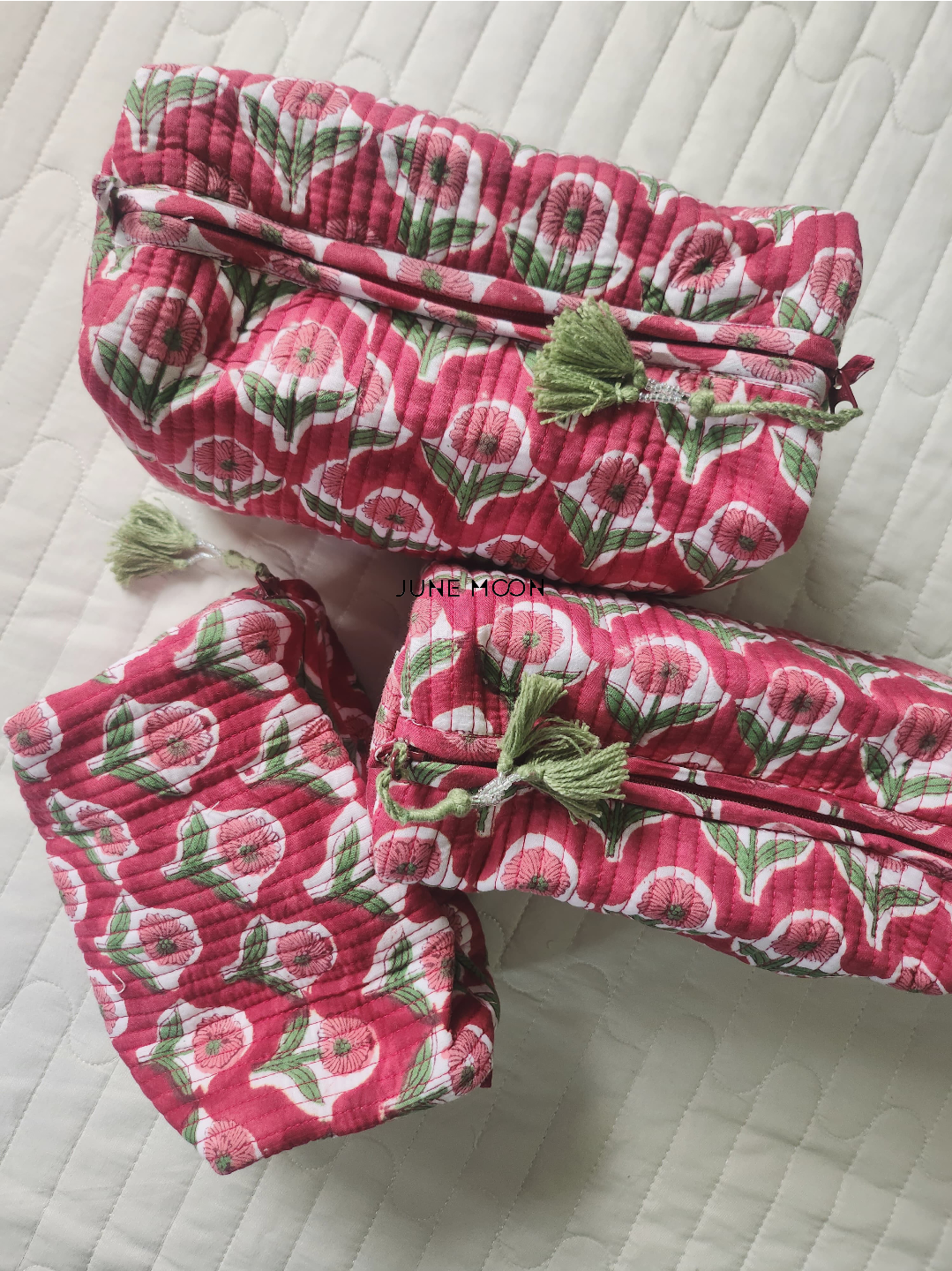 Naveli - Set of 3 Cosmetic Bags