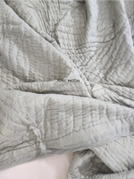Load image into Gallery viewer, Harmony - Solid Cotton Quilt
