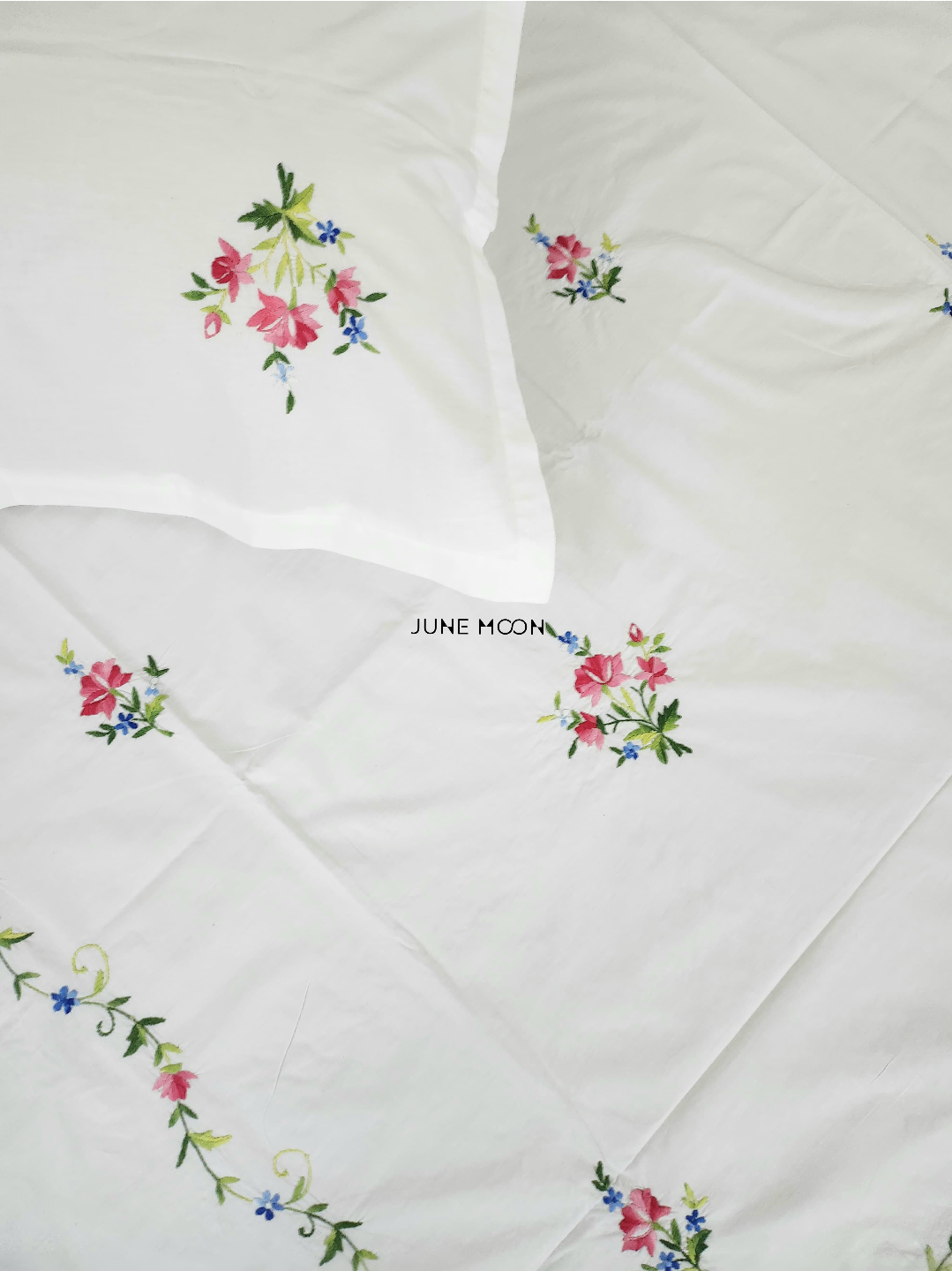 Roseate - Embroidered Bedsheet Set