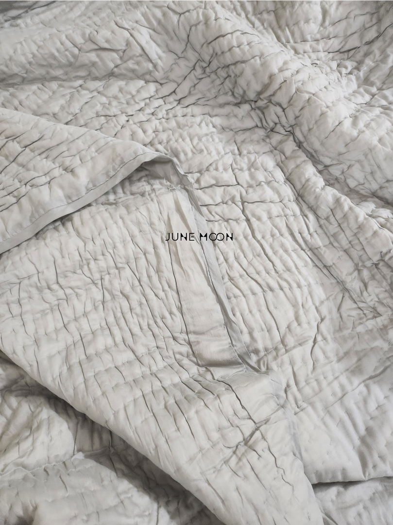Harmony - Solid Cotton Quilt