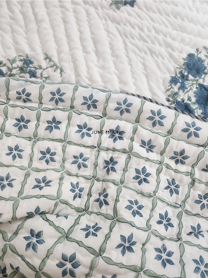 Saanjh - Set of Quilt &amp; Bedsheet