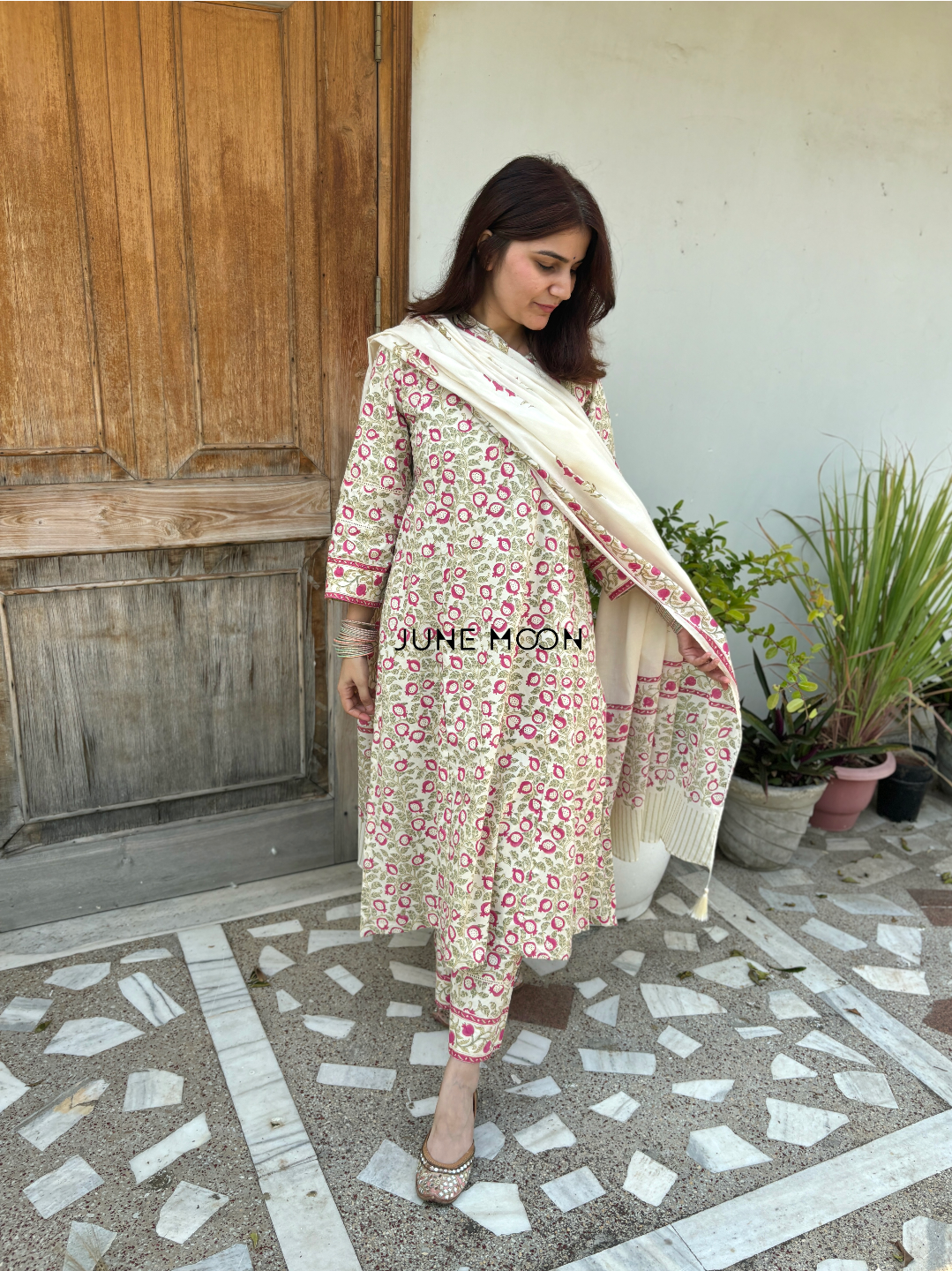 Dilnaaz - Block Printed Suit Set (Kurta, Pants &amp; Dupatta)