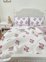 Load image into Gallery viewer, Berry Beautiful - Block Printed Muslin Quilt