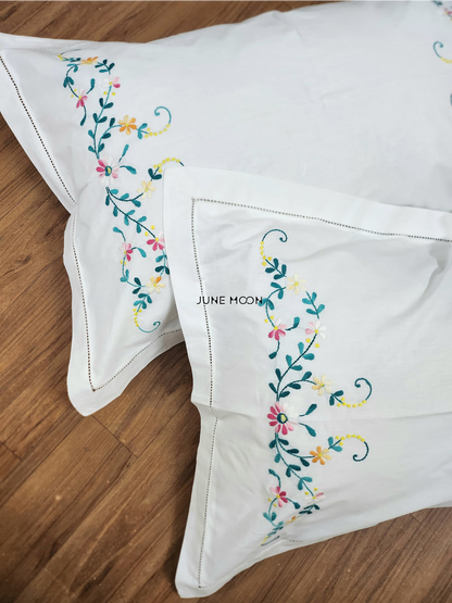 Bella - Set Of 2 Embroidered Pillow Cases
