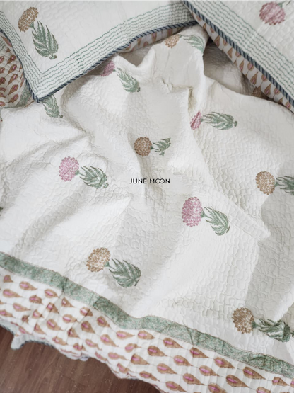 Geeli Mitti - Quilted Bedcover Set