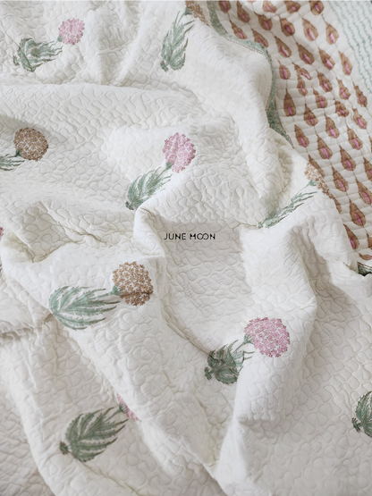 Geeli Mitti - Quilted Bedcover Set