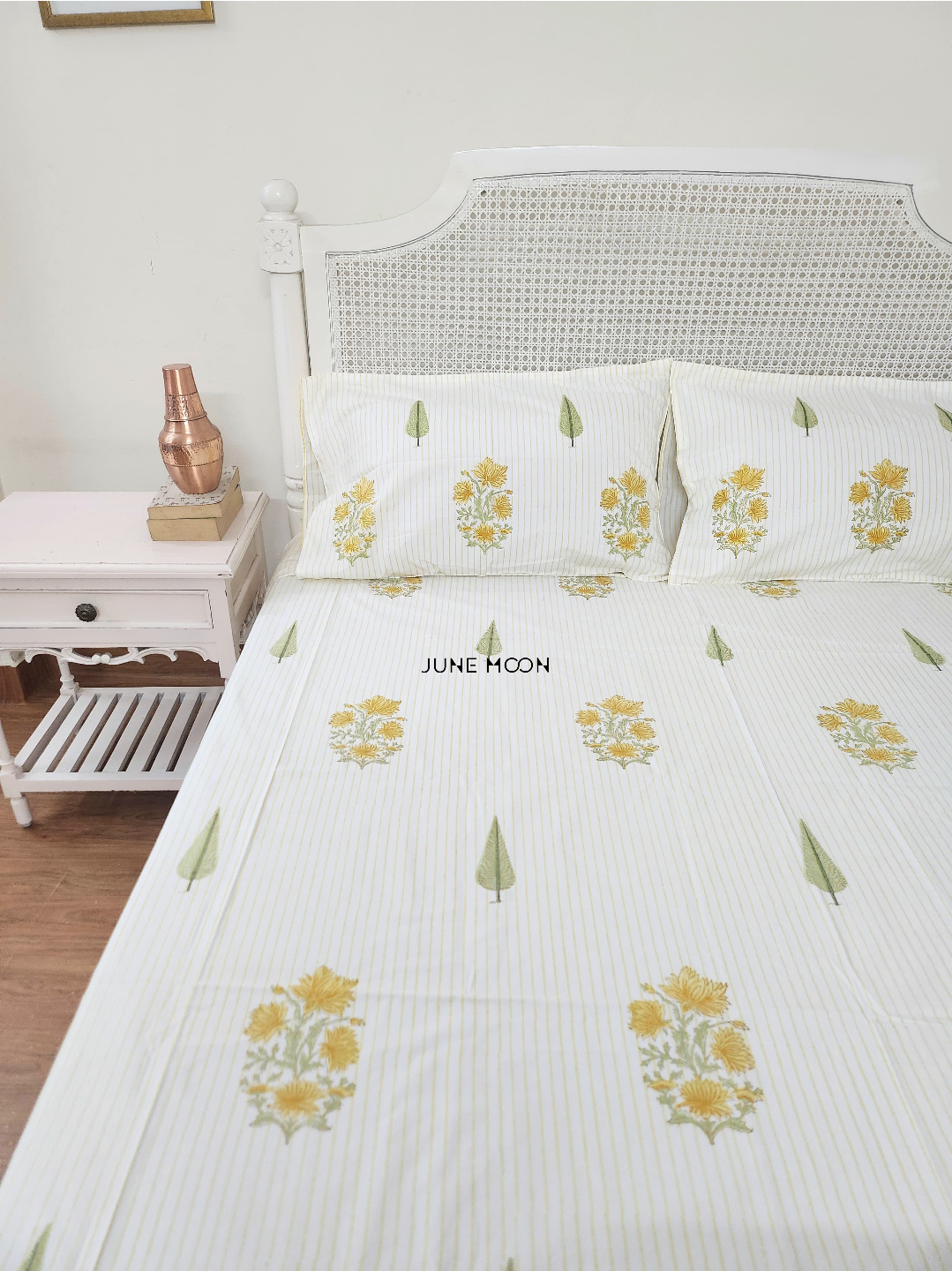 Tinted Nook - Block Printed Bedsheet Set