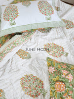 Load image into Gallery viewer, Sunehre Pal - Set of Quilt &amp; Bedsheet
